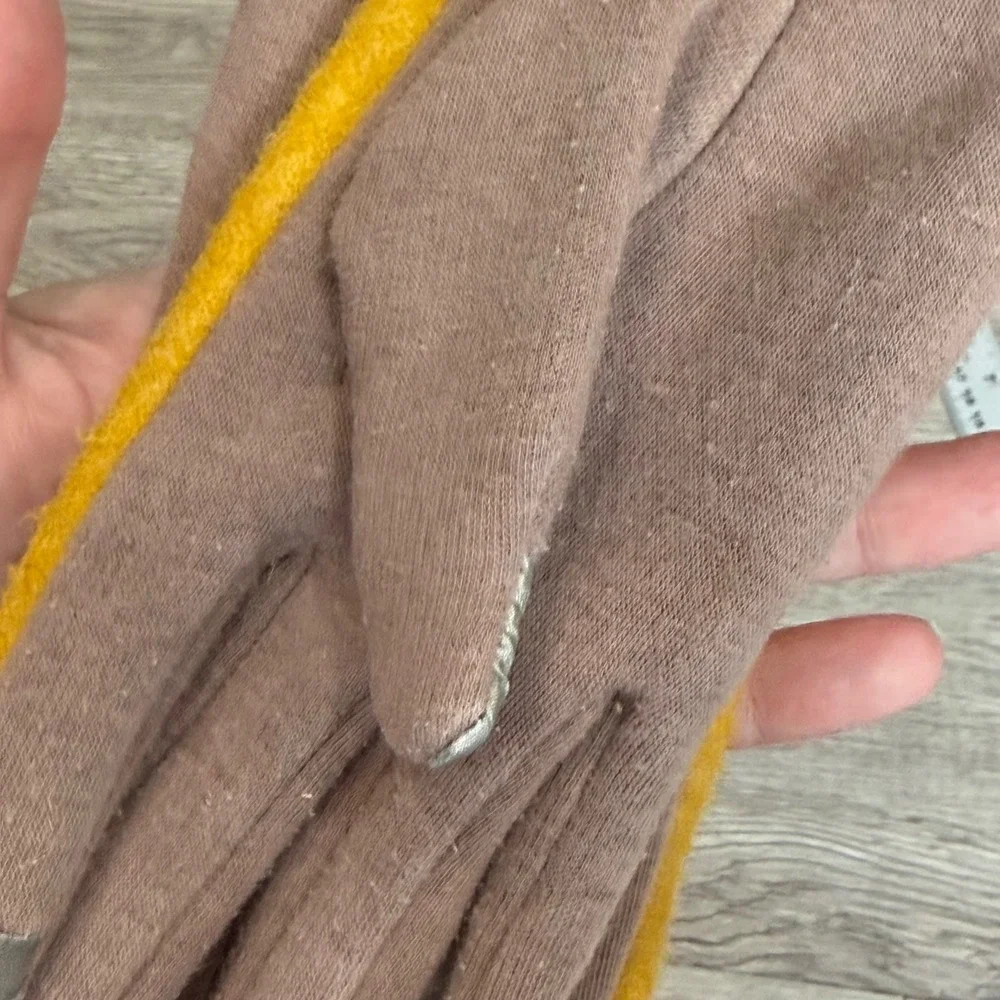 Mustard Yellow Felted Wool Blend Bow Accent Touchscreen Gloves Two Tone retro